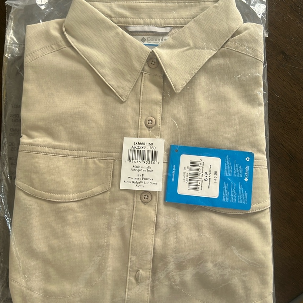 COLUMBIA WOMENS SMALL SILVER RIDGE LITE SHORT SLEEVE SHIRT NEW NWT TAN KHAKI